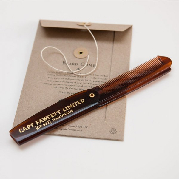 Peigne à barbe pliable Captain Fawcett