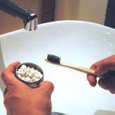 Dentifrice solide en pastilles Sloe