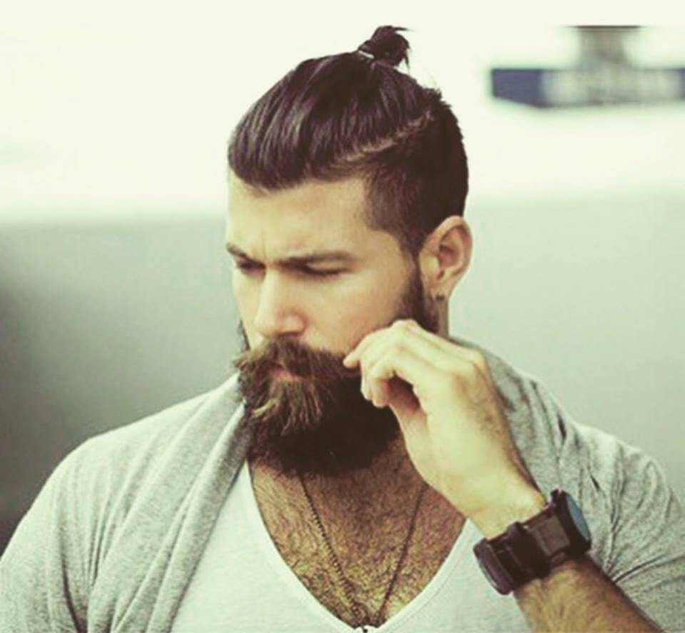 man bun pour barbu