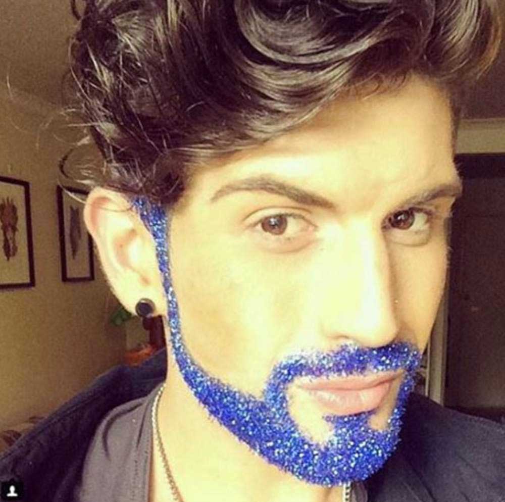 barbe a paillettes bleues