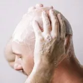 Nettoyant équilibrant Botak pour crânes chauves, rasés et tondus