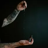 Huile à Barbe Apothecary 87 Vanille Santal